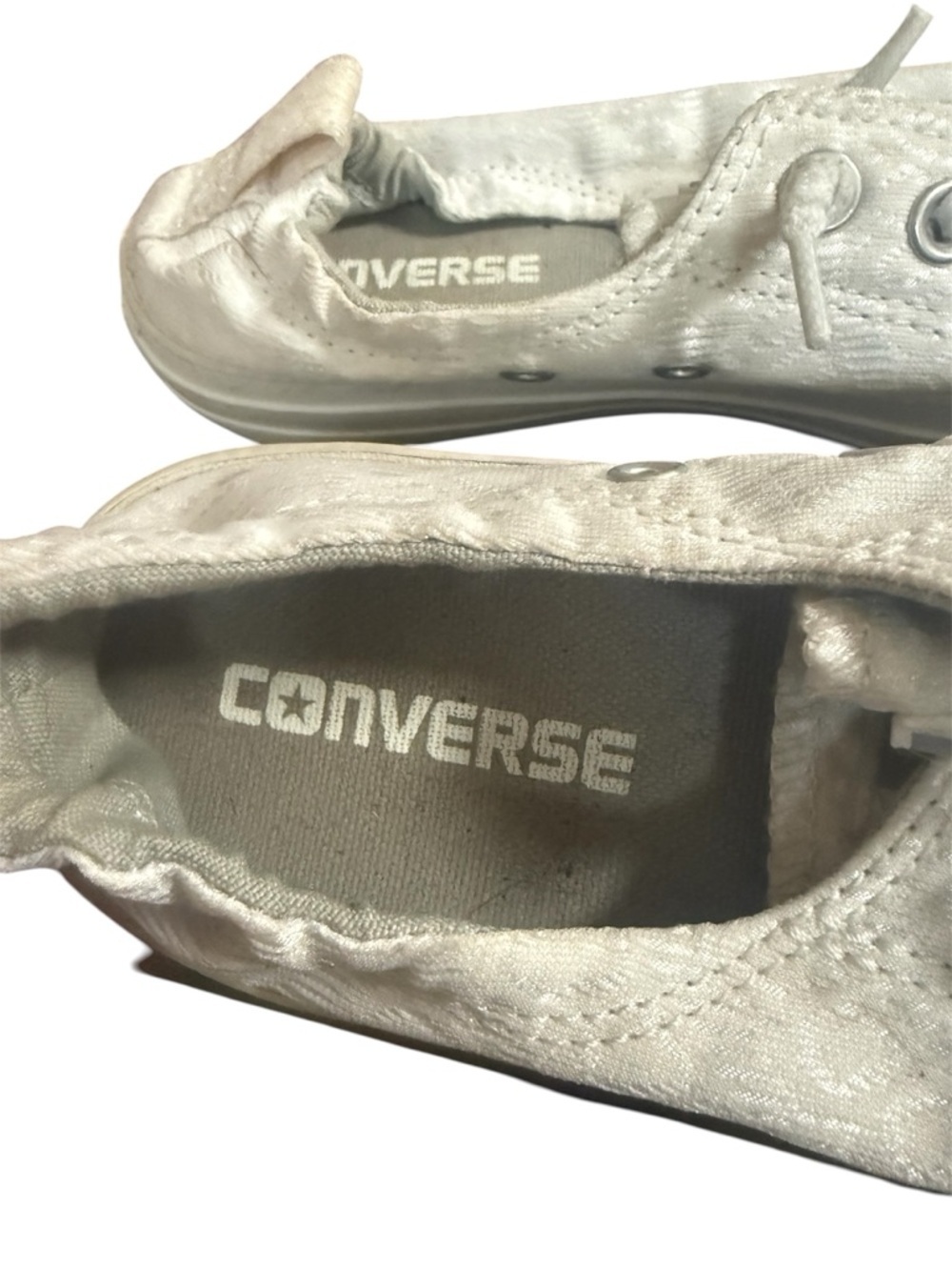 Converse White Low-Top Sneakers - Picture 3 of 5